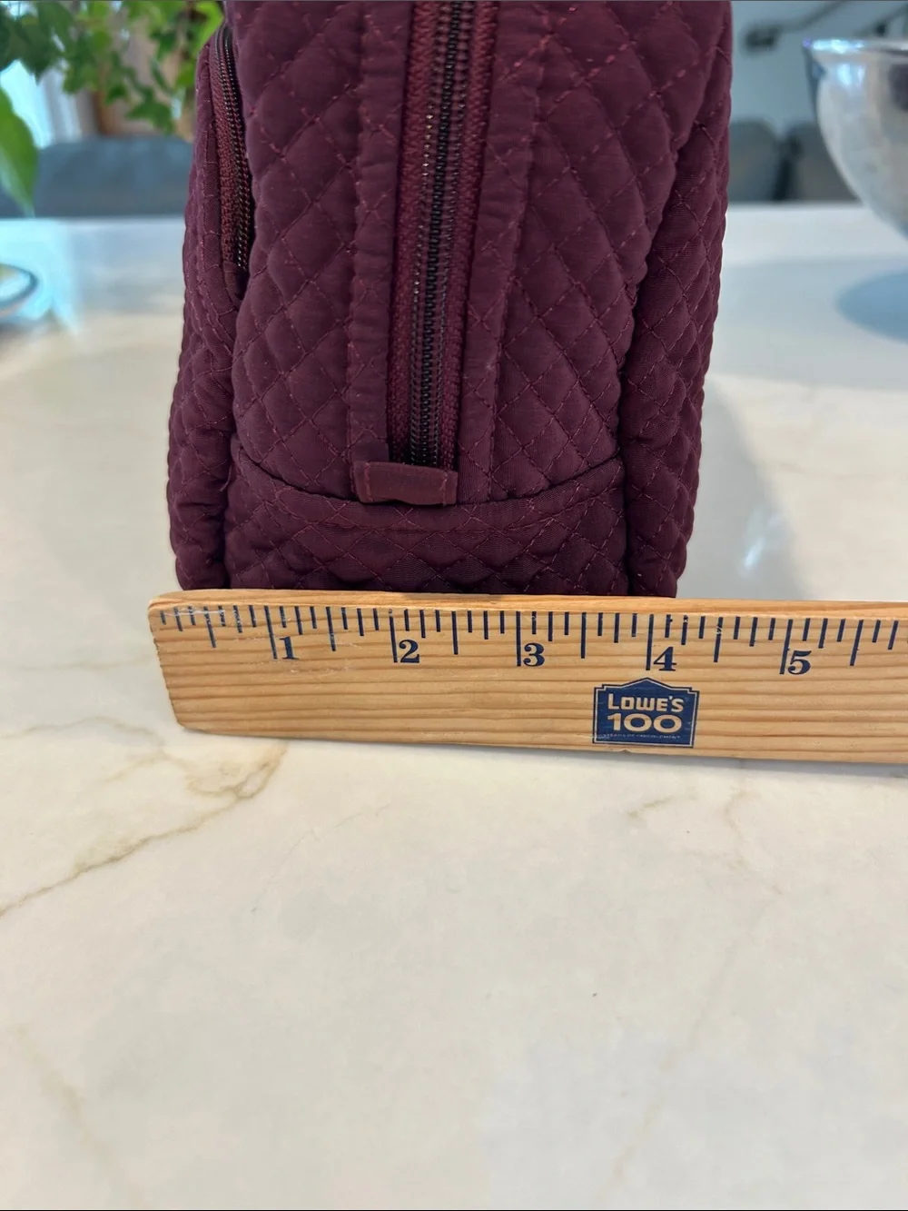 Vera Bradley Iconic Medium Cosmetic bag quilted‎ Burgundy or 